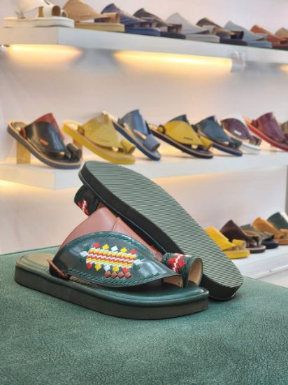 صورة زبيري وطني مطرز سدو مديل م77